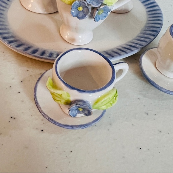 Miniature Porcelain Doll House Tea Set Blue and White Floral with Tray 10 Pieces - Picture 3 of 11